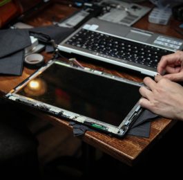 repair laptop